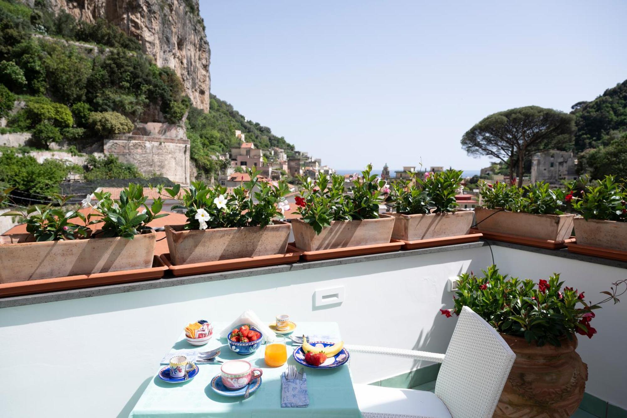 Valle D'Amalfi Suites Exterior photo
